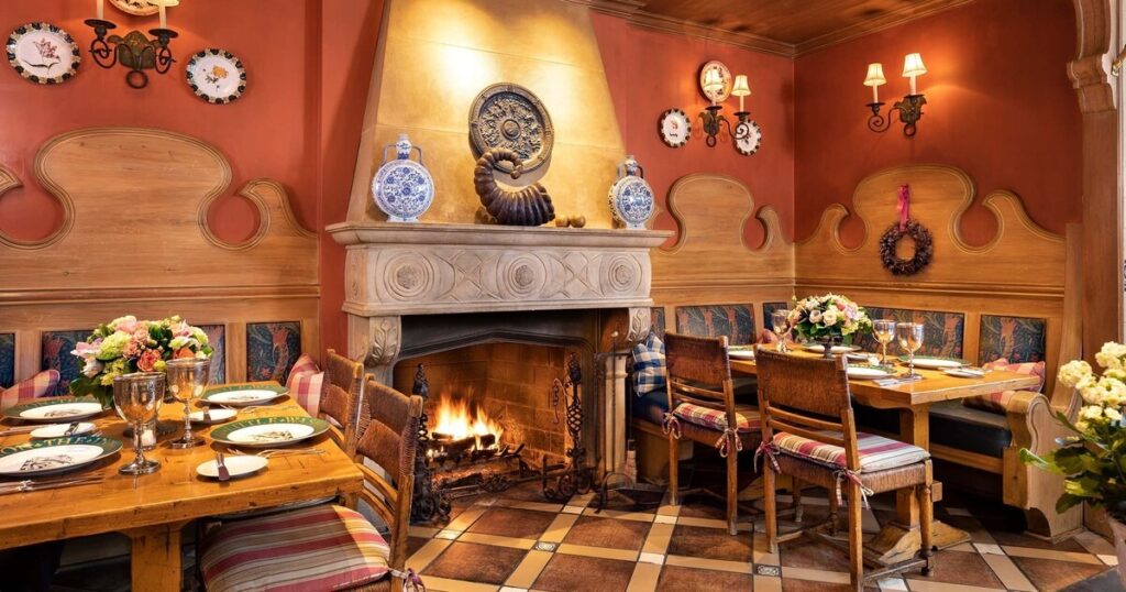 Looking for romantic getaways in Virginia centered on fine dining? The Inn at Little Washington blends culinary artistry and classic elegance for food-loving couples.