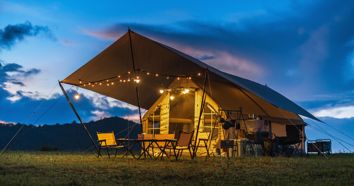 Glamping Must-Haves: What You Really Need for a Cozy, Stress-Free Getaway featured Image